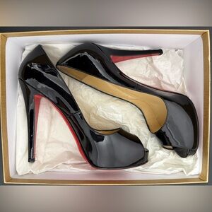 Christian Louboutin Very Privé 120 Patent Peep Toe Shoes - Size 39.5 - Black